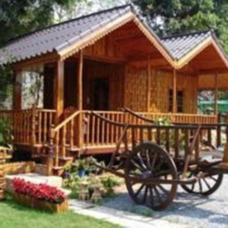 Home Stay Stc Bed And Breakfast 우돈타니 외부 사진