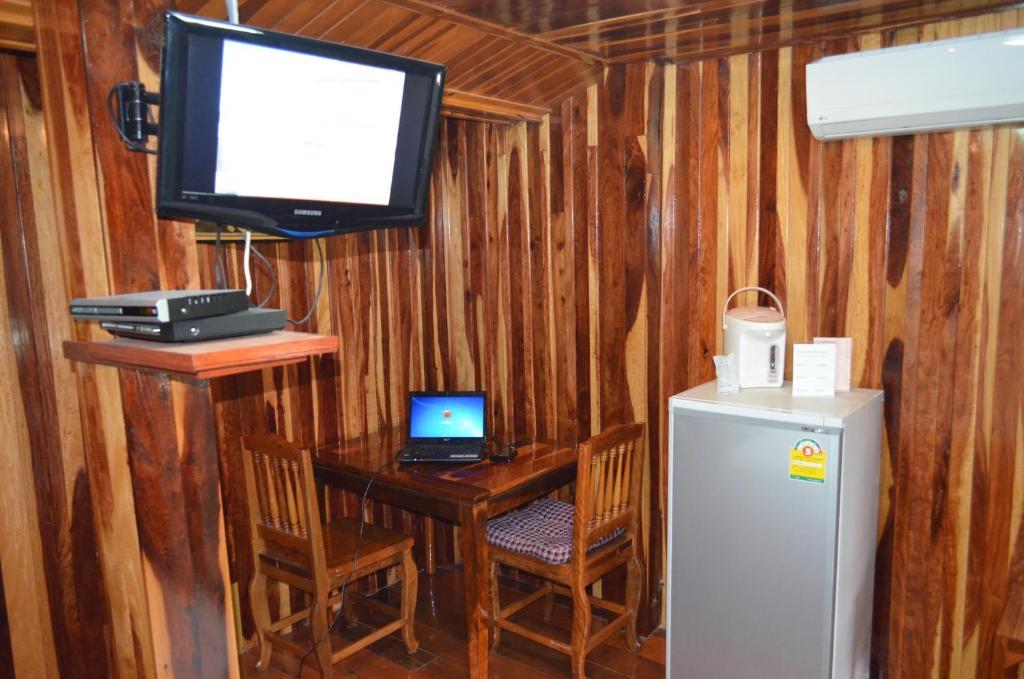 Home Stay Stc Bed And Breakfast 우돈타니 객실 사진