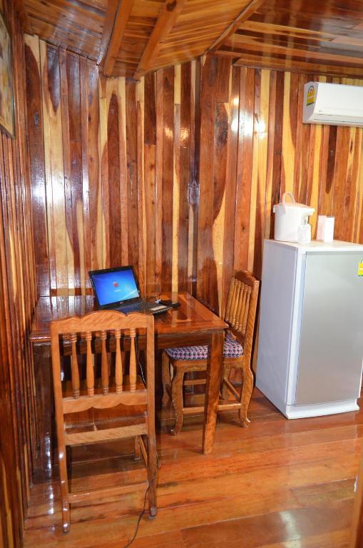 Home Stay Stc Bed And Breakfast 우돈타니 객실 사진